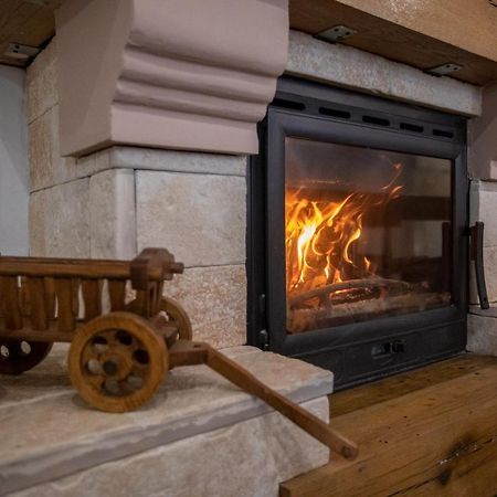 Apartmani Lara Modrus-Kuca Za Odmor מראה חיצוני תמונה