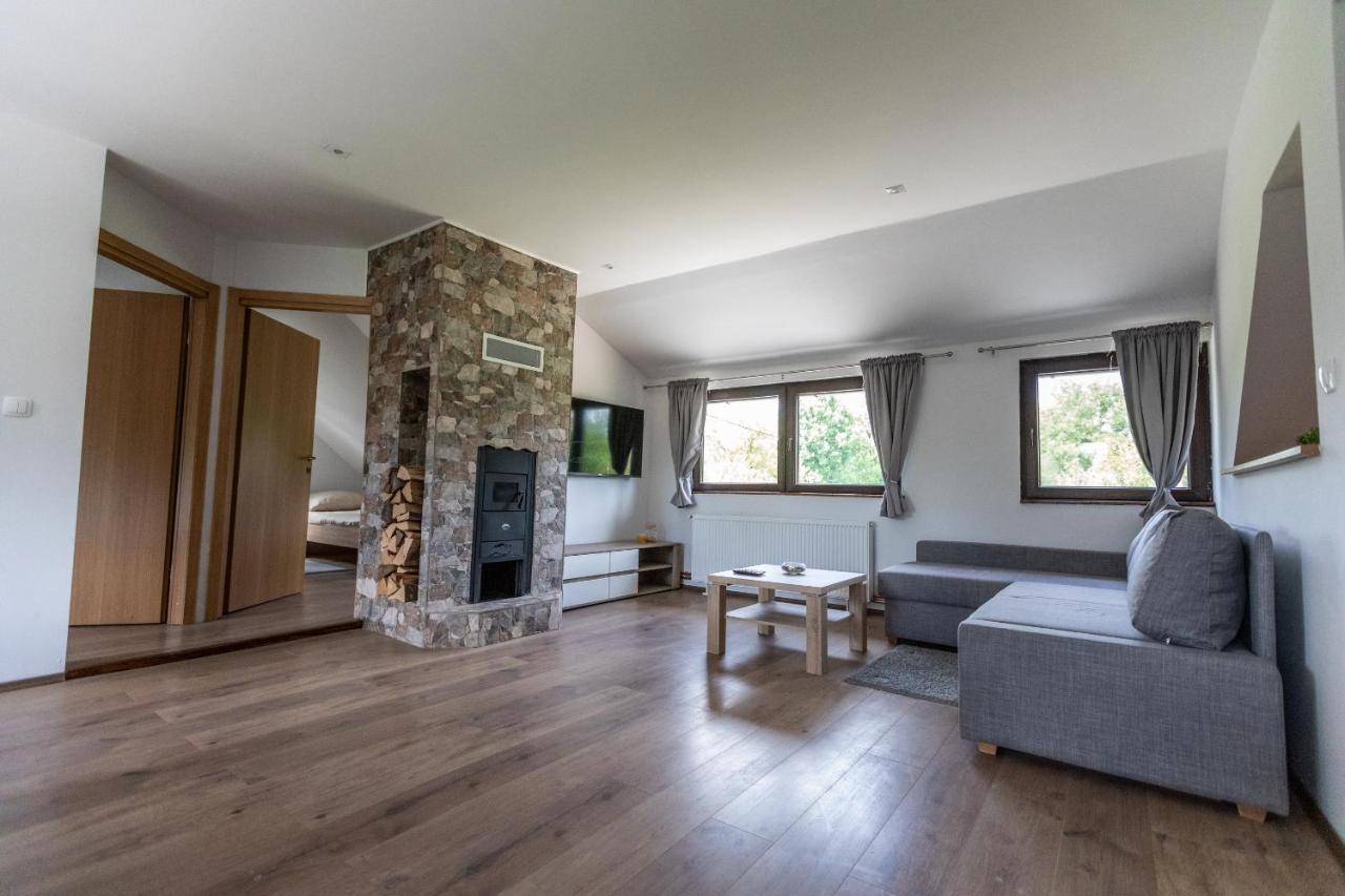 Apartmani Lara Modrus-Kuca Za Odmor מראה חיצוני תמונה