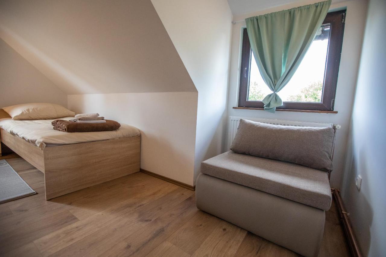 Apartmani Lara Modrus-Kuca Za Odmor מראה חיצוני תמונה