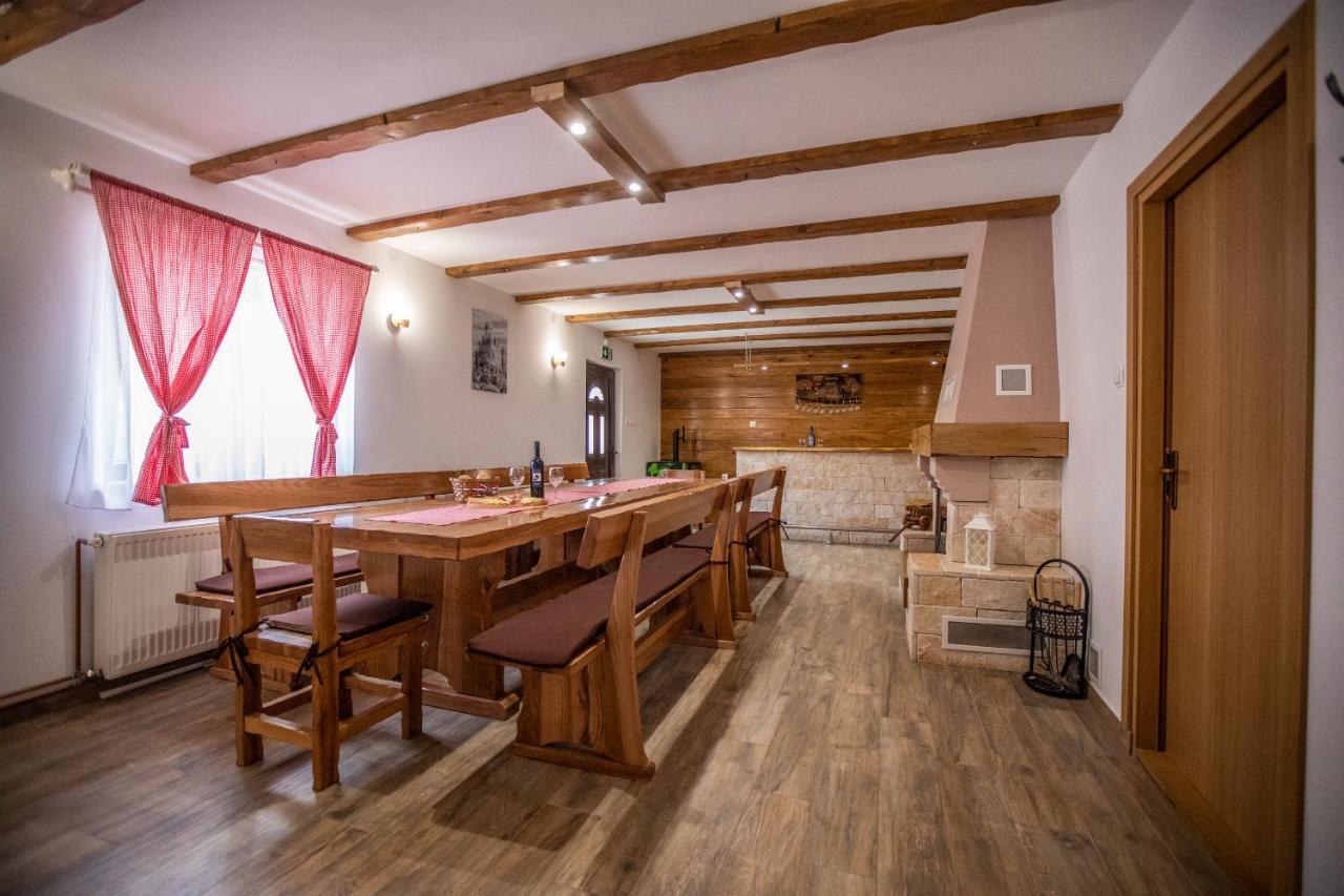 Apartmani Lara Modrus-Kuca Za Odmor מראה חיצוני תמונה