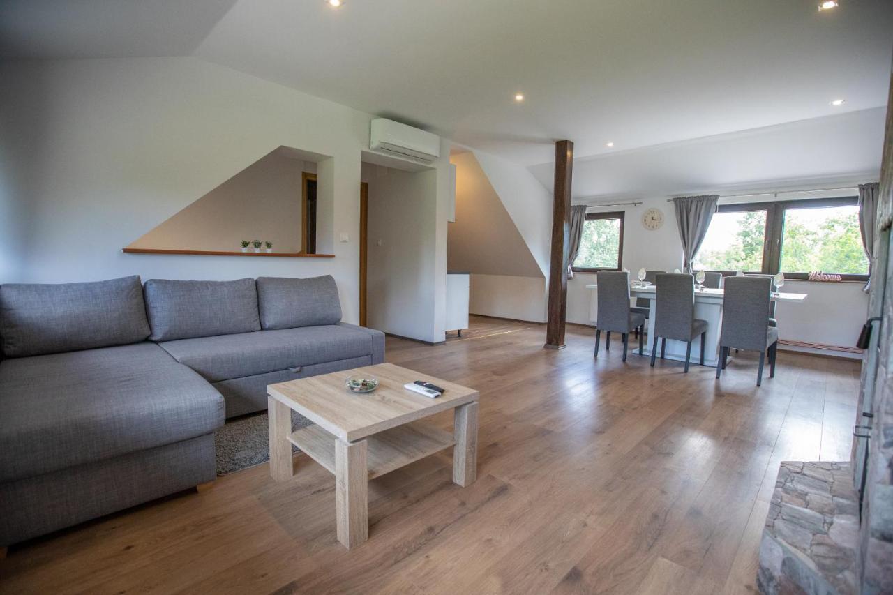 Apartmani Lara Modrus-Kuca Za Odmor מראה חיצוני תמונה