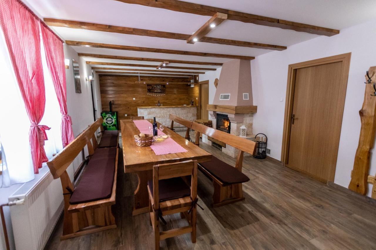 Apartmani Lara Modrus-Kuca Za Odmor מראה חיצוני תמונה